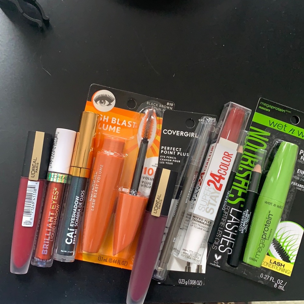 Mixed bag of L’Oreal, Maybelline, Covergirl, Wet n wild makeup